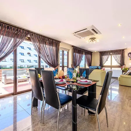Athena Villa Protarász